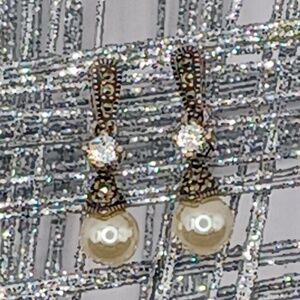 Vintage Judith Jack pearl drop earrings